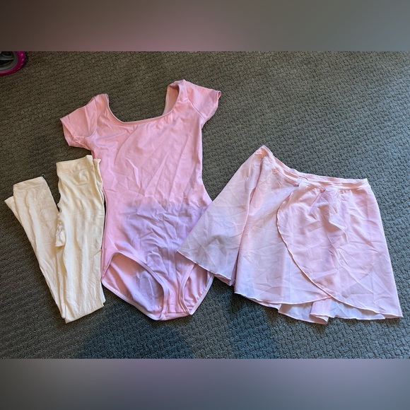 Ballet Outfit Capezio leotard with practice skirt and footless tights (2pair) - Picture 1 of 8